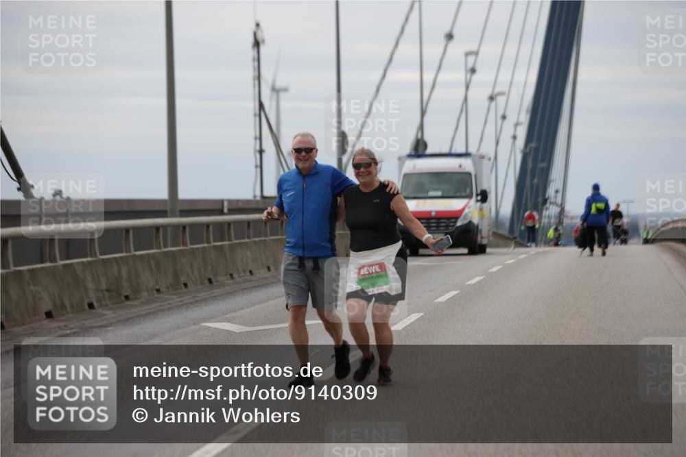 03.10.2025 - Köhlbrandbrückenlauf Jannik Wohlers http://msf.ph/oto/9140309 03.10.2025 16:11:34 Position 1 8361 meine-sportfotos.de