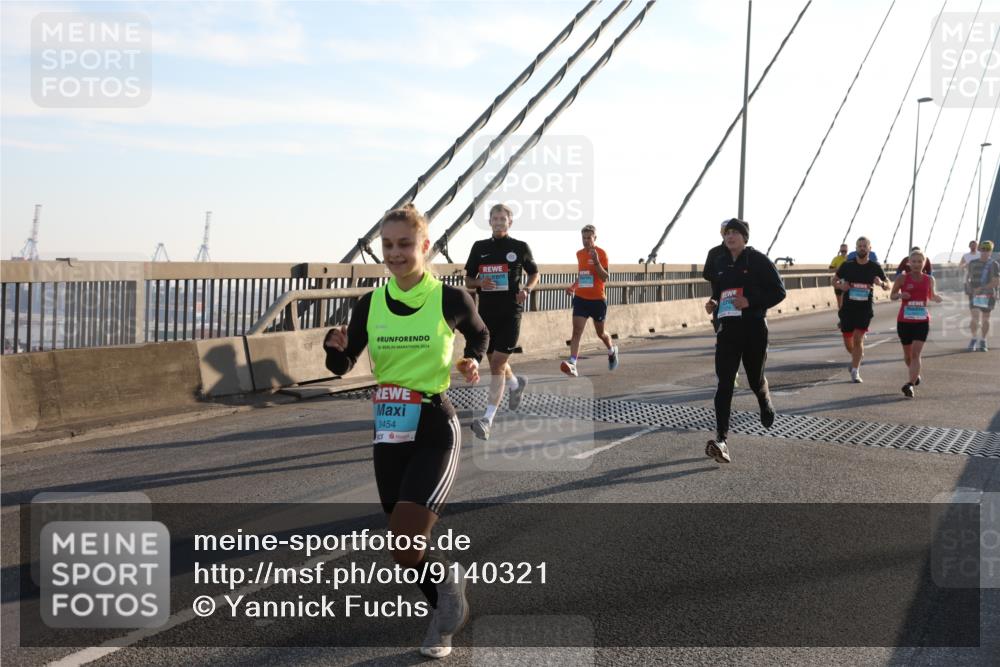 03.10.2025 - Köhlbrandbrückenlauf Yannick Fuchs http://msf.ph/oto/9140321 03.10.2025 08:25:02 Position 2 2024, 3454 meine-sportfotos.de
