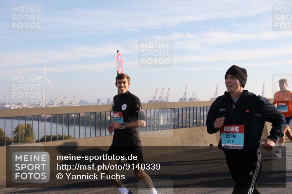 03.10.2025 - Köhlbrandbrückenlauf Yannick Fuchs http://msf.ph/oto/9140339 03.10.2025 08:25:04 Position 2 1216 meine-sportfotos.de