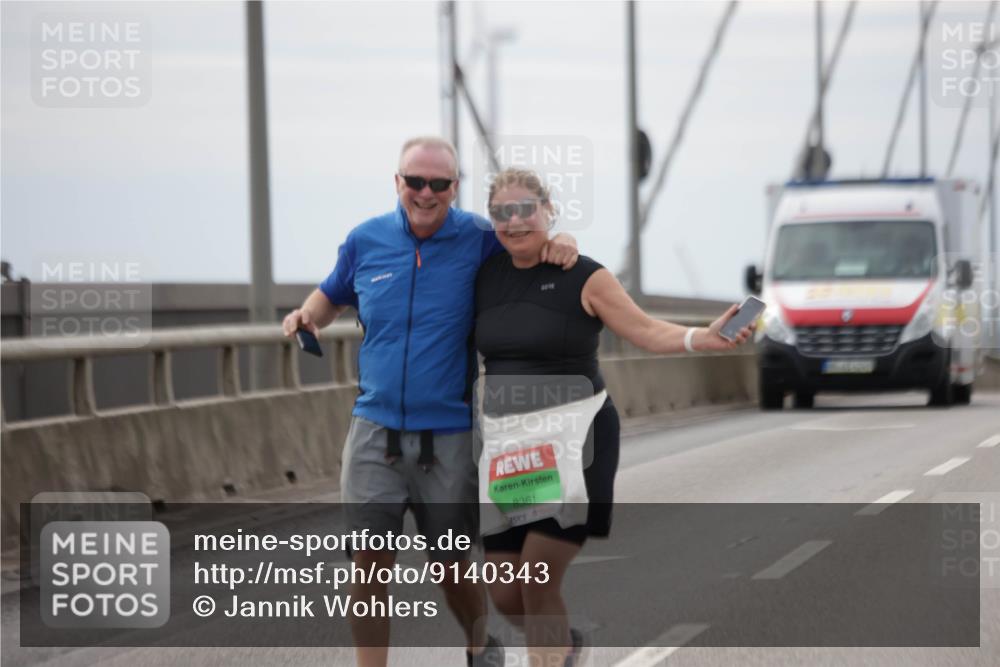 03.10.2025 - Köhlbrandbrückenlauf Jannik Wohlers http://msf.ph/oto/9140343 03.10.2025 16:11:35 Position 1 8361 meine-sportfotos.de