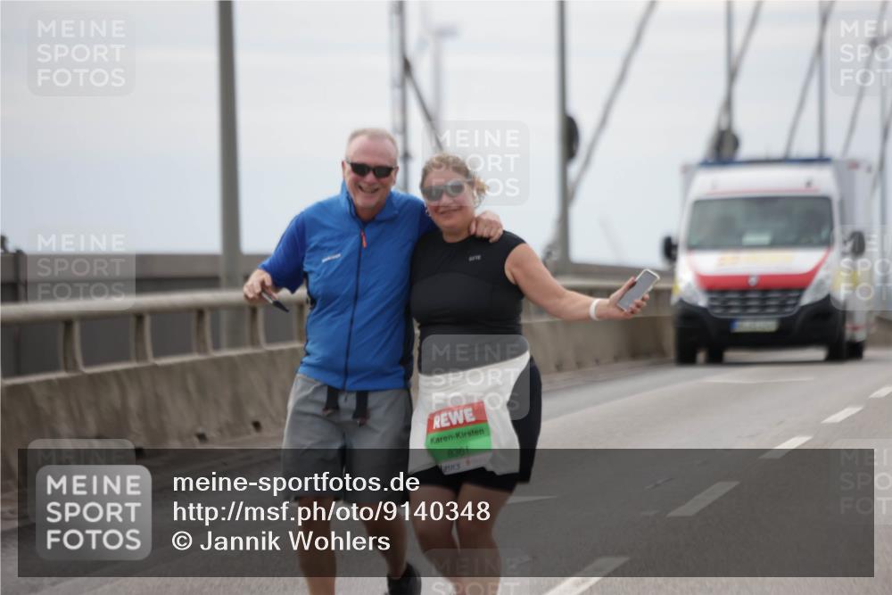 03.10.2025 - Köhlbrandbrückenlauf Jannik Wohlers http://msf.ph/oto/9140348 03.10.2025 16:11:35 Position 1 8361 meine-sportfotos.de