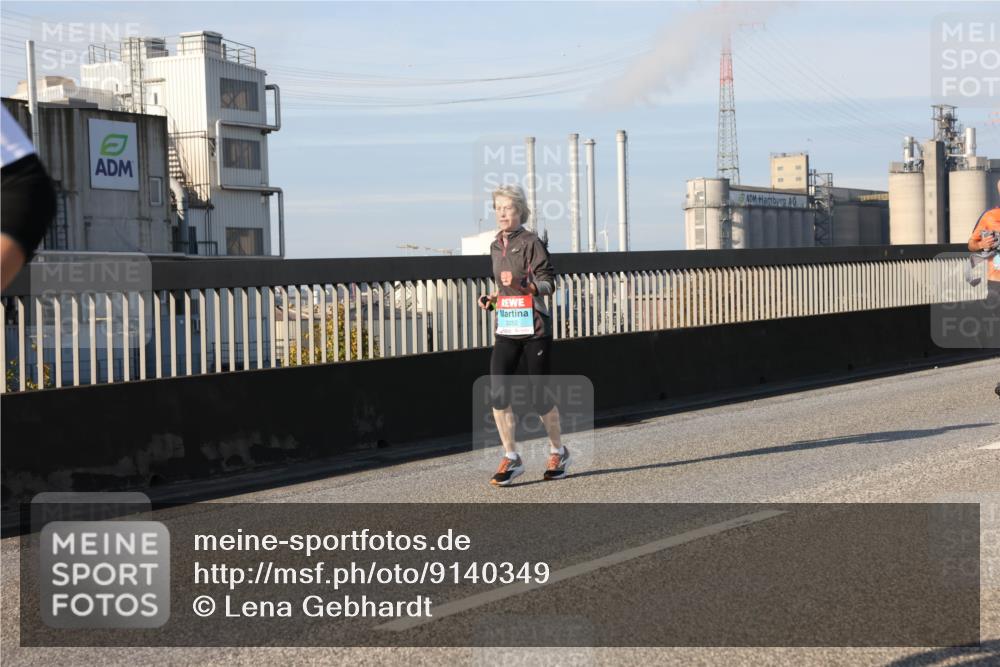03.10.2025 - Köhlbrandbrückenlauf Lena Gebhardt http://msf.ph/oto/9140349 03.10.2025 09:58:08 Position 2 3252 meine-sportfotos.de