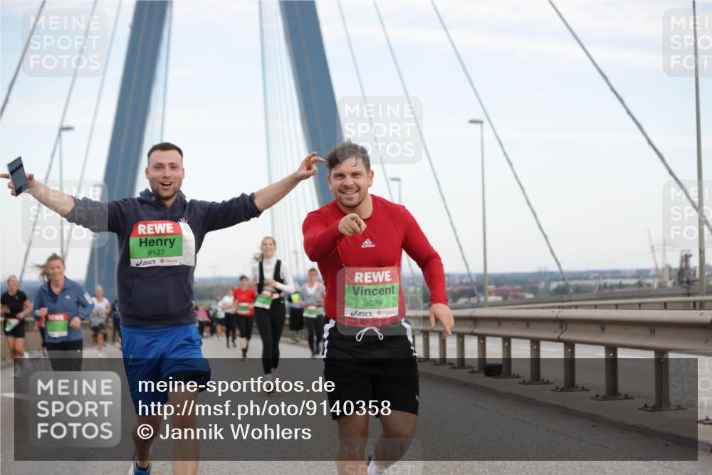 03.10.2025 - Köhlbrandbrückenlauf Jannik Wohlers http://msf.ph/oto/9140358 03.10.2025 15:32:48 Position 1 8127, 8029 meine-sportfotos.de