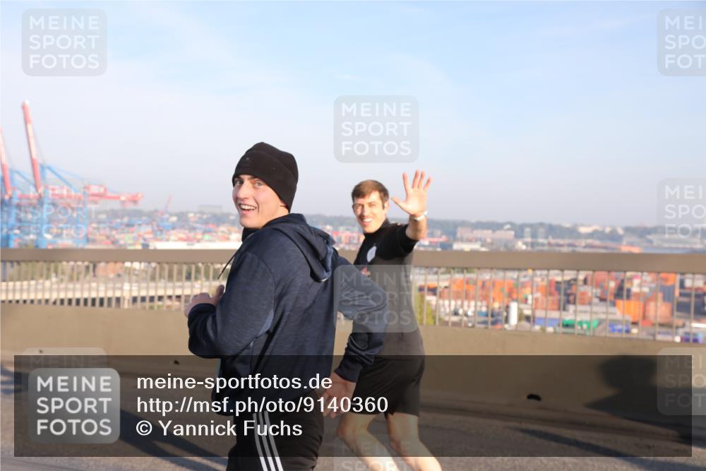 03.10.2025 - Köhlbrandbrückenlauf Yannick Fuchs http://msf.ph/oto/9140360 03.10.2025 08:25:05 Position 2  meine-sportfotos.de