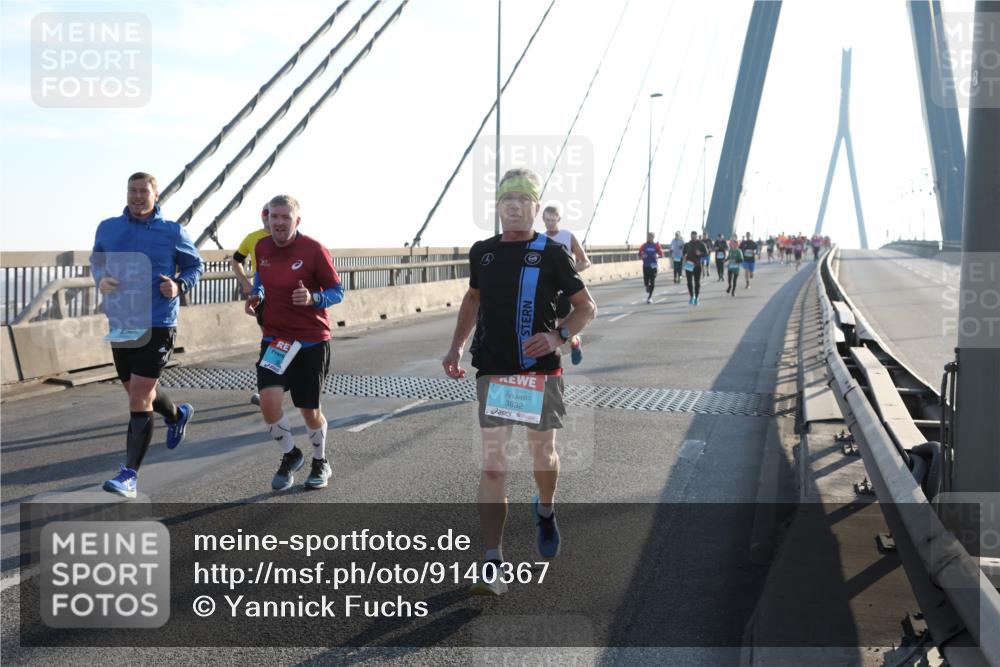 03.10.2025 - Köhlbrandbrückenlauf Yannick Fuchs http://msf.ph/oto/9140367 03.10.2025 08:25:07 Position 2 3832, 8 meine-sportfotos.de
