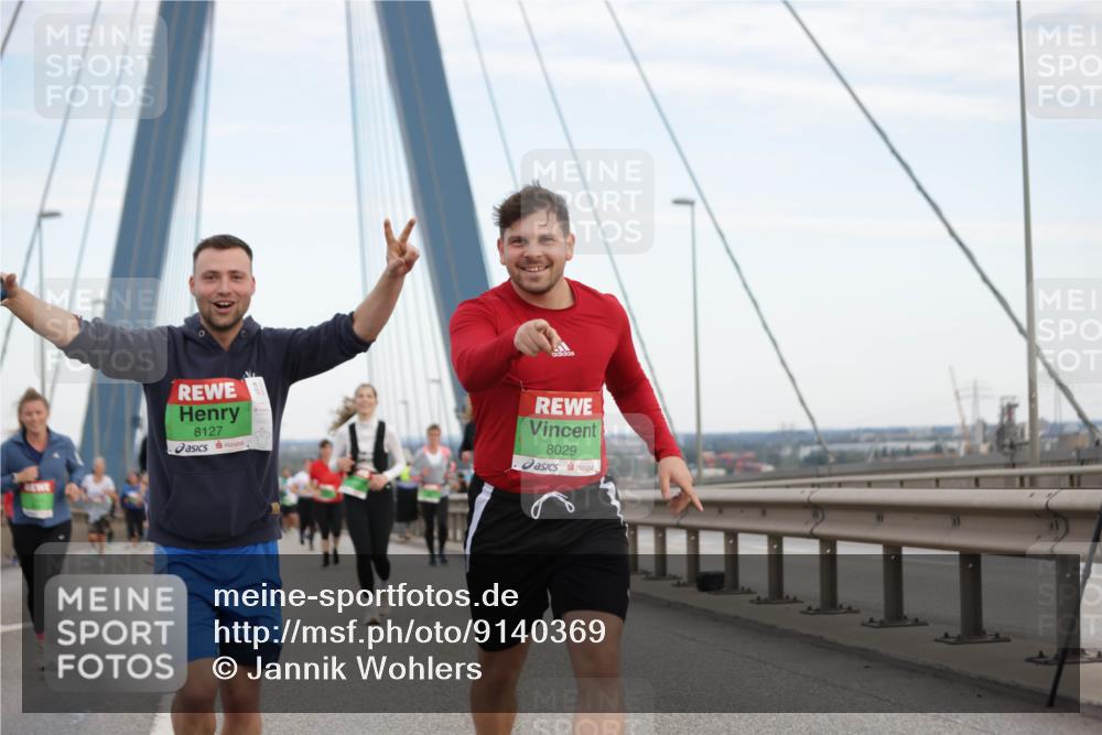 03.10.2025 - Köhlbrandbrückenlauf Jannik Wohlers http://msf.ph/oto/9140369 03.10.2025 15:32:48 Position 1 8127, 8029 meine-sportfotos.de