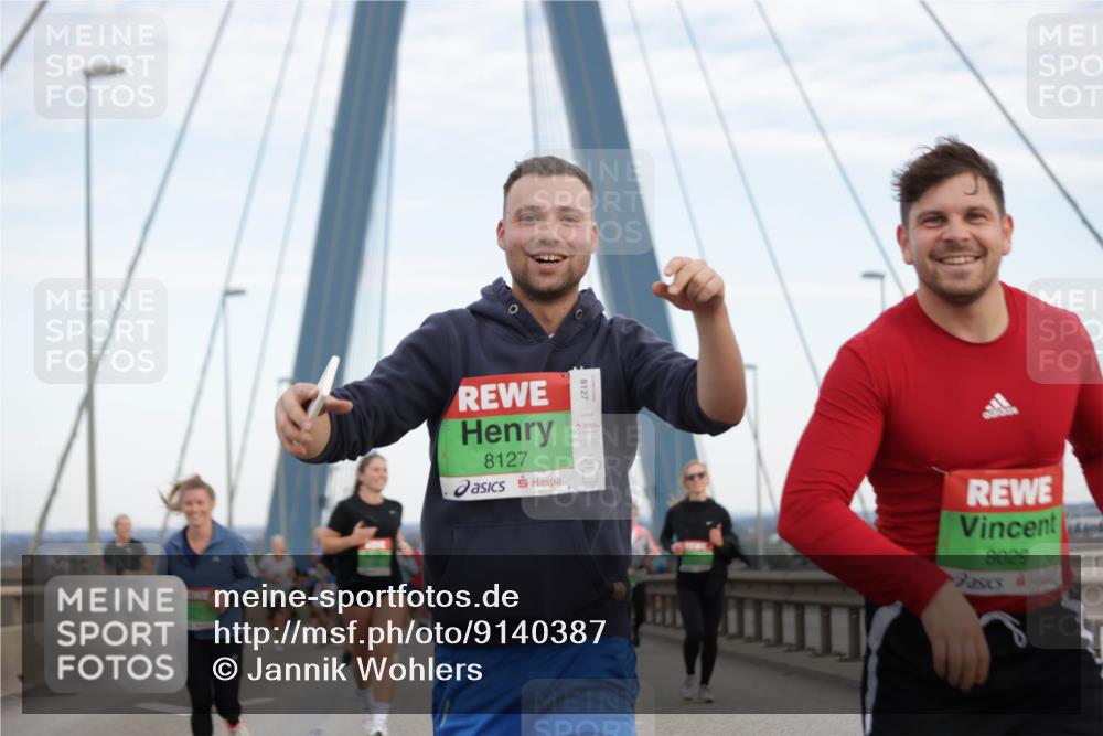 03.10.2025 - Köhlbrandbrückenlauf Jannik Wohlers http://msf.ph/oto/9140387 03.10.2025 15:32:49 Position 1 8127, 8127, 8029 meine-sportfotos.de