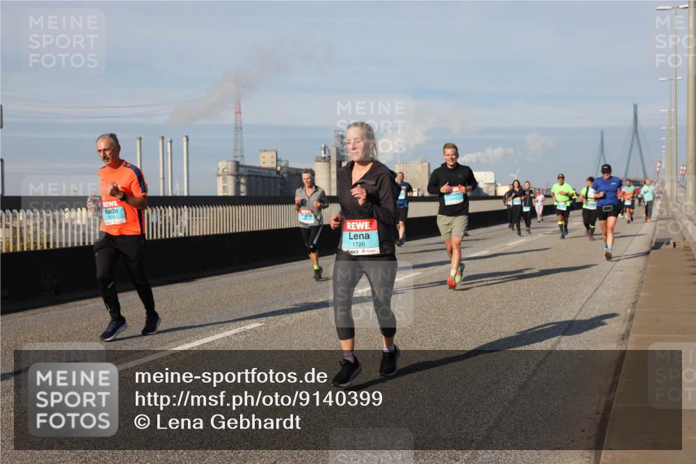 03.10.2025 - Köhlbrandbrückenlauf Lena Gebhardt http://msf.ph/oto/9140399 03.10.2025 09:58:11 Position 2 1720 meine-sportfotos.de