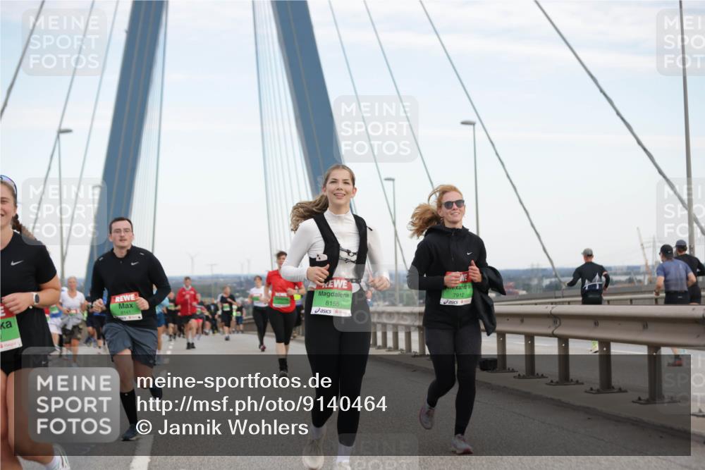 03.10.2025 - Köhlbrandbrückenlauf Jannik Wohlers http://msf.ph/oto/9140464 03.10.2025 15:32:52 Position 1 8141, 8155, 7912 meine-sportfotos.de
