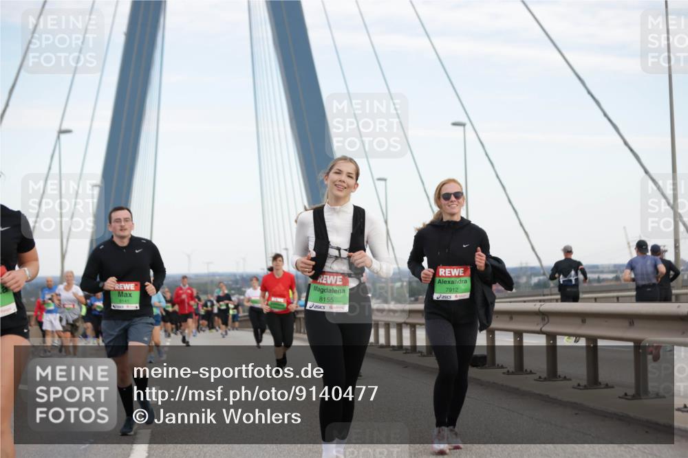 03.10.2025 - Köhlbrandbrückenlauf Jannik Wohlers http://msf.ph/oto/9140477 03.10.2025 15:32:52 Position 1 8141, 8155, 7912 meine-sportfotos.de