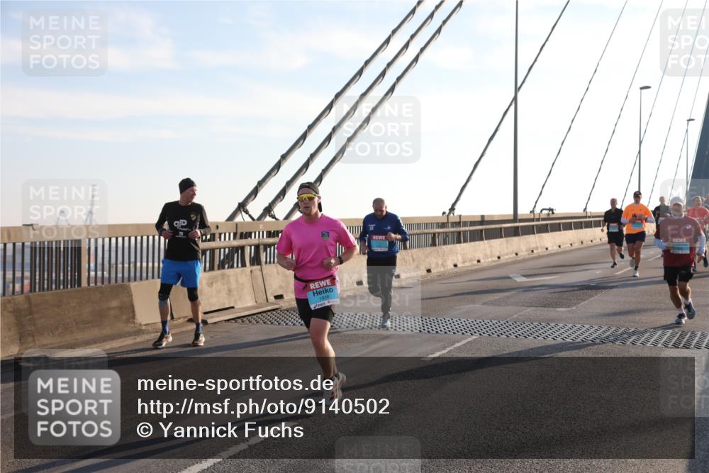 03.10.2025 - Köhlbrandbrückenlauf Yannick Fuchs http://msf.ph/oto/9140502 03.10.2025 08:25:20 Position 2 1826 meine-sportfotos.de