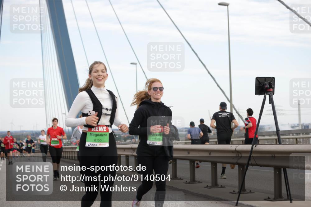 03.10.2025 - Köhlbrandbrückenlauf Jannik Wohlers http://msf.ph/oto/9140504 03.10.2025 15:32:52 Position 1 8155, 7912 meine-sportfotos.de