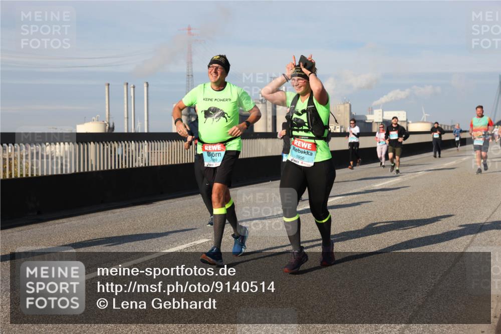 03.10.2025 - Köhlbrandbrückenlauf Lena Gebhardt http://msf.ph/oto/9140514 03.10.2025 09:58:17 Position 2 2089, 1956 meine-sportfotos.de
