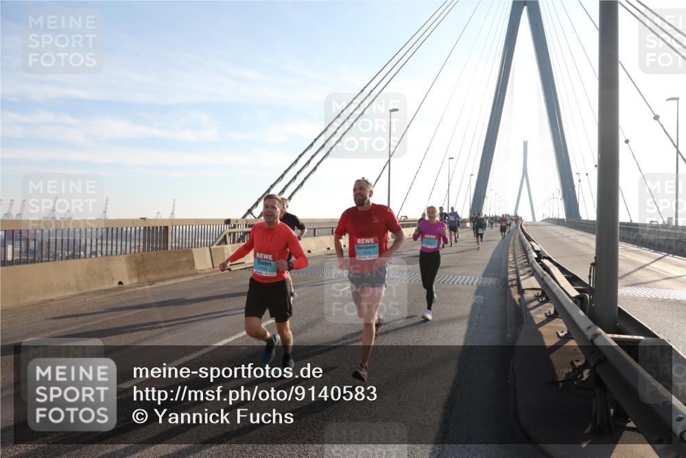 03.10.2025 - Köhlbrandbrückenlauf Yannick Fuchs http://msf.ph/oto/9140583 03.10.2025 08:25:25 Position 2 1273, 1165 meine-sportfotos.de