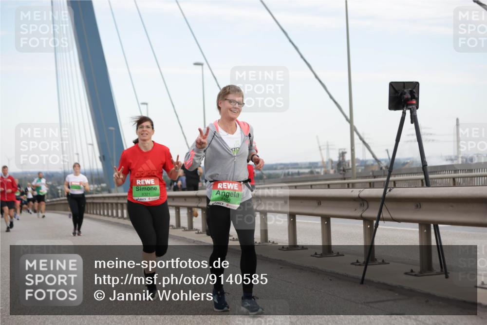 03.10.2025 - Köhlbrandbrückenlauf Jannik Wohlers http://msf.ph/oto/9140585 03.10.2025 15:32:55 Position 1 8321, 8482 meine-sportfotos.de