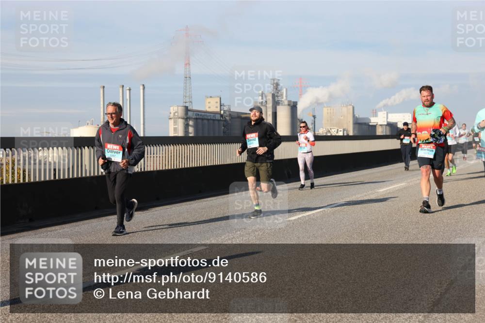 03.10.2025 - Köhlbrandbrückenlauf Lena Gebhardt http://msf.ph/oto/9140586 03.10.2025 09:58:20 Position 2  meine-sportfotos.de