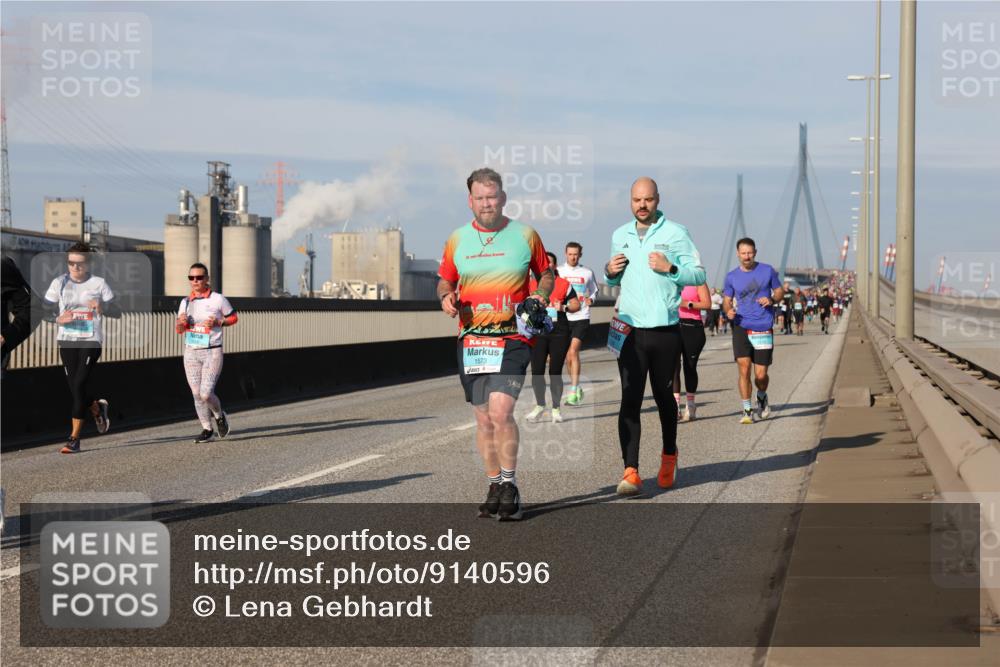 03.10.2025 - Köhlbrandbrückenlauf Lena Gebhardt http://msf.ph/oto/9140596 03.10.2025 09:58:21 Position 2 1573 meine-sportfotos.de