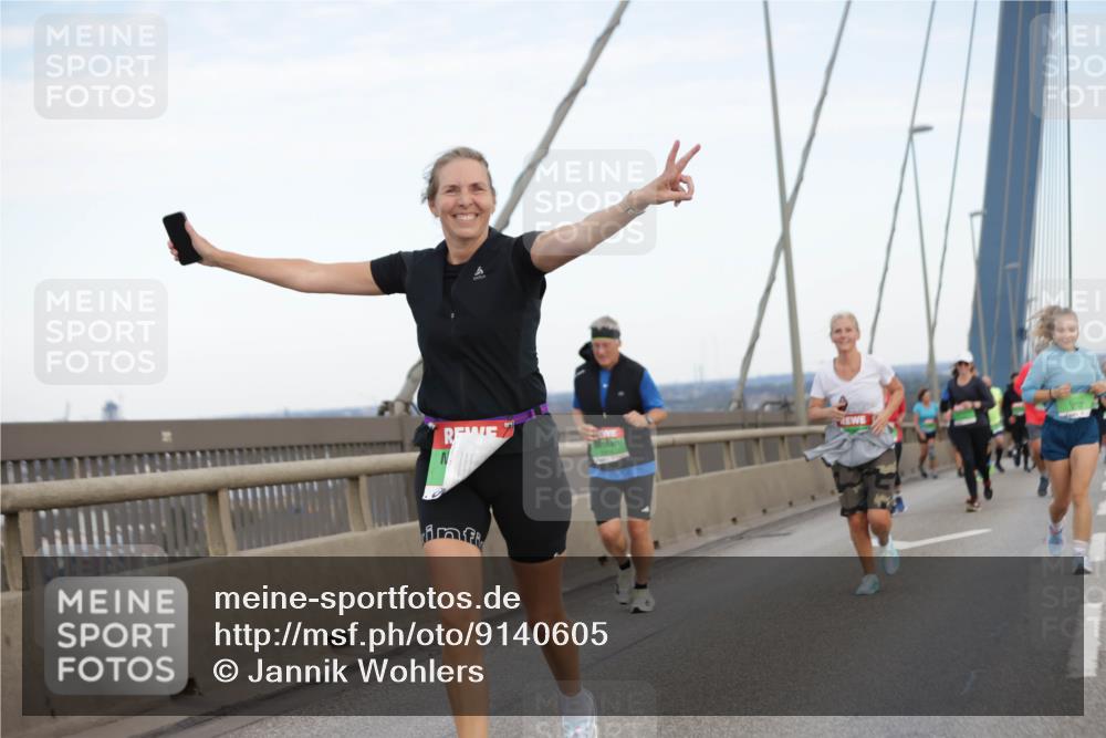 03.10.2025 - Köhlbrandbrückenlauf Jannik Wohlers http://msf.ph/oto/9140605 03.10.2025 15:32:56 Position 1  meine-sportfotos.de