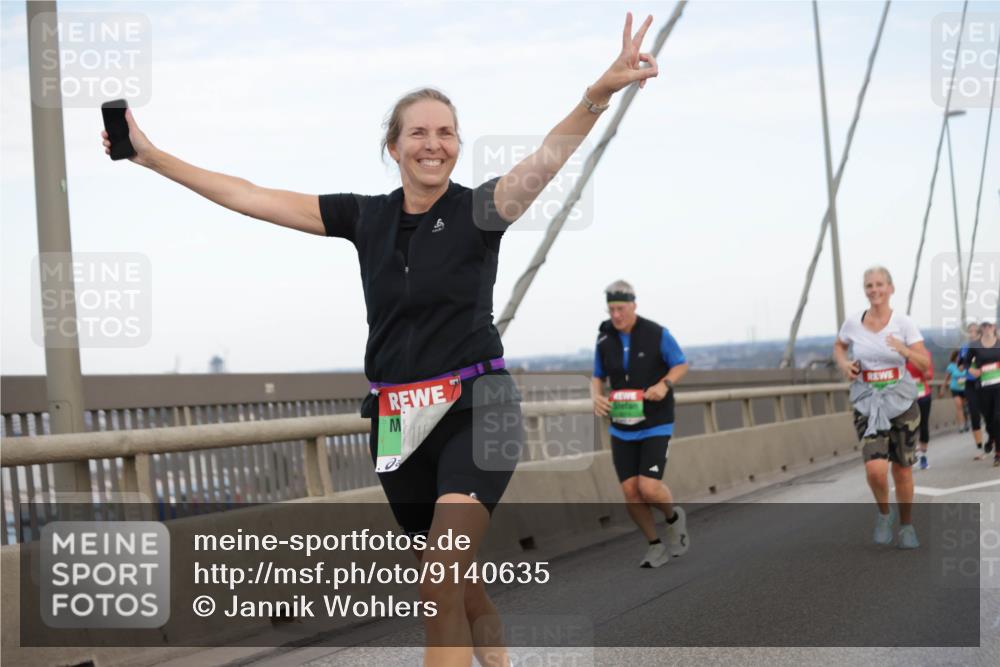 03.10.2025 - Köhlbrandbrückenlauf Jannik Wohlers http://msf.ph/oto/9140635 03.10.2025 15:32:56 Position 1  meine-sportfotos.de