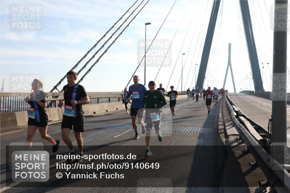 03.10.2025 - Köhlbrandbrückenlauf Yannick Fuchs http://msf.ph/oto/9140649 03.10.2025 08:25:30 Position 2  meine-sportfotos.de
