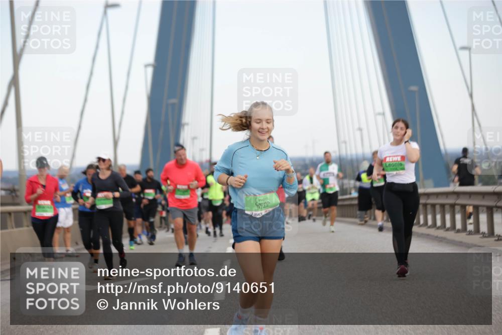 03.10.2025 - Köhlbrandbrückenlauf Jannik Wohlers http://msf.ph/oto/9140651 03.10.2025 15:32:58 Position 1  meine-sportfotos.de