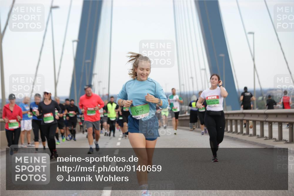 03.10.2025 - Köhlbrandbrückenlauf Jannik Wohlers http://msf.ph/oto/9140659 03.10.2025 15:32:58 Position 1 9747 meine-sportfotos.de