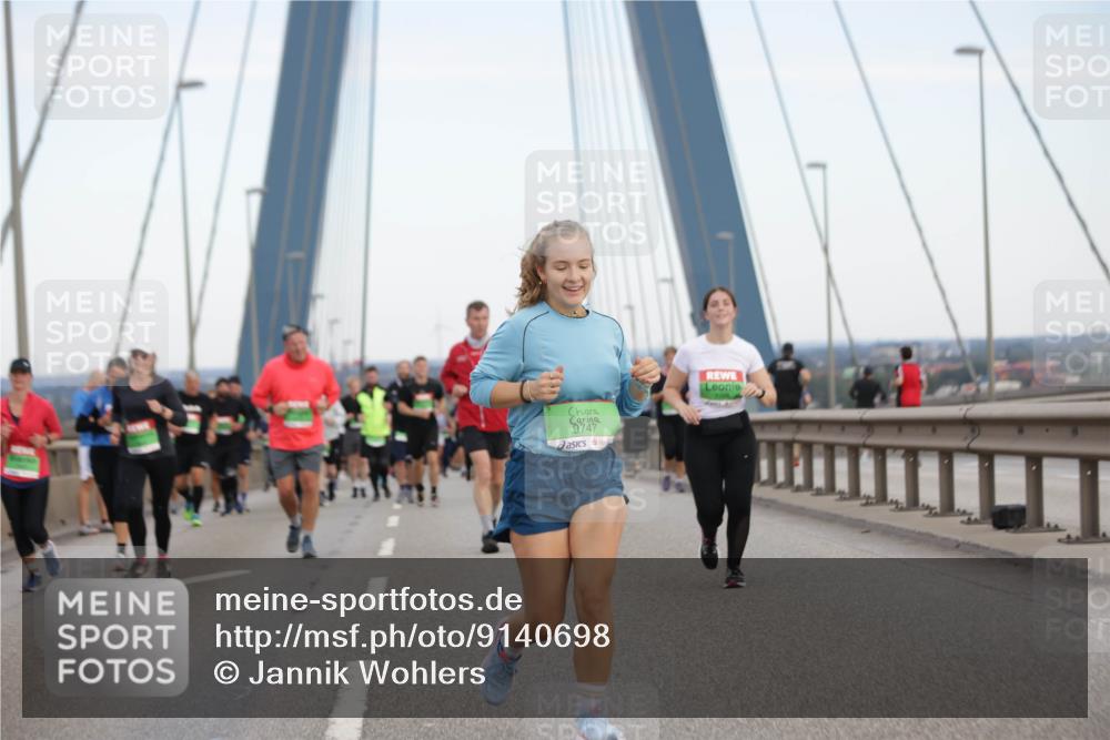 03.10.2025 - Köhlbrandbrückenlauf Jannik Wohlers http://msf.ph/oto/9140698 03.10.2025 15:32:58 Position 1 9747 meine-sportfotos.de