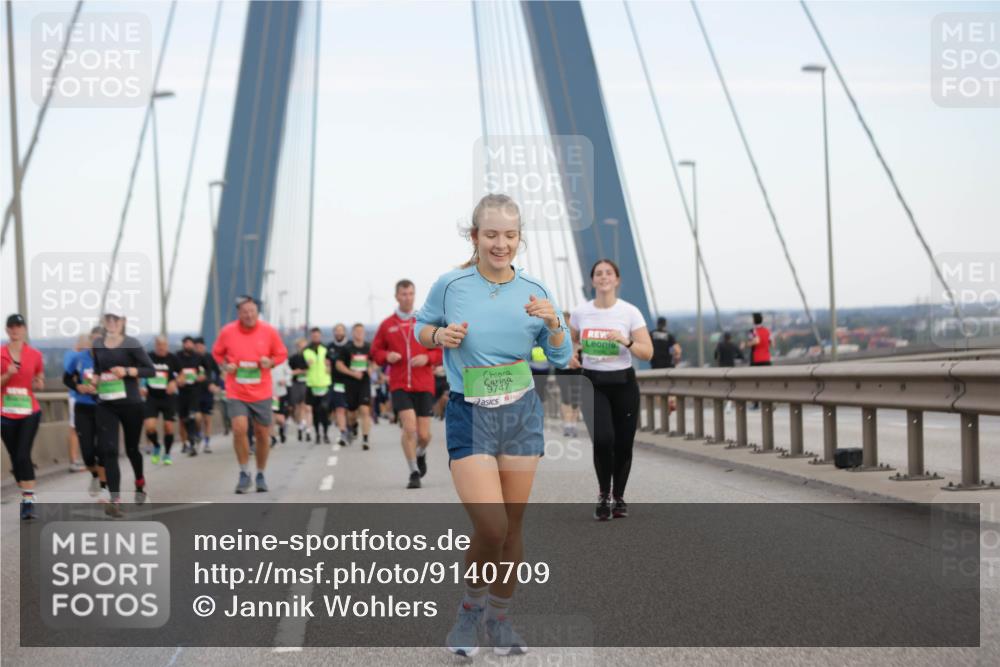 03.10.2025 - Köhlbrandbrückenlauf Jannik Wohlers http://msf.ph/oto/9140709 03.10.2025 15:32:58 Position 1 9747 meine-sportfotos.de