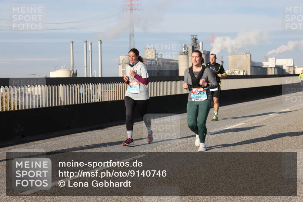 03.10.2025 - Köhlbrandbrückenlauf Lena Gebhardt http://msf.ph/oto/9140746 03.10.2025 09:58:31 Position 2 1719, 2678 meine-sportfotos.de