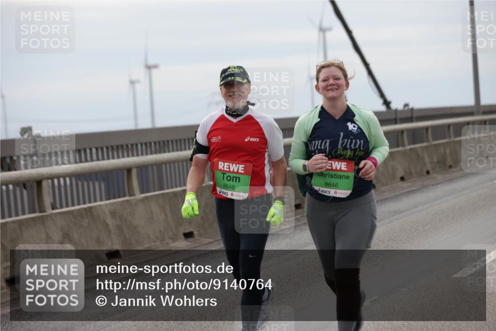 03.10.2025 - Köhlbrandbrückenlauf Jannik Wohlers http://msf.ph/oto/9140764 03.10.2025 16:12:36 Position 1 8648, 8646 meine-sportfotos.de