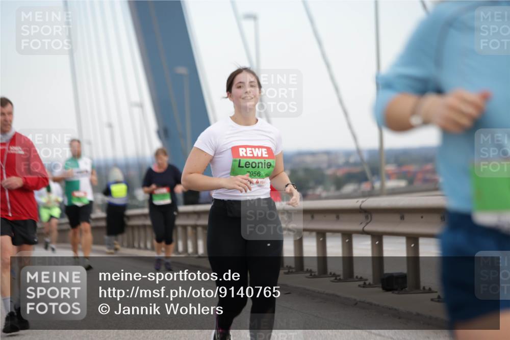 03.10.2025 - Köhlbrandbrückenlauf Jannik Wohlers http://msf.ph/oto/9140765 03.10.2025 15:33:00 Position 1 7956 meine-sportfotos.de
