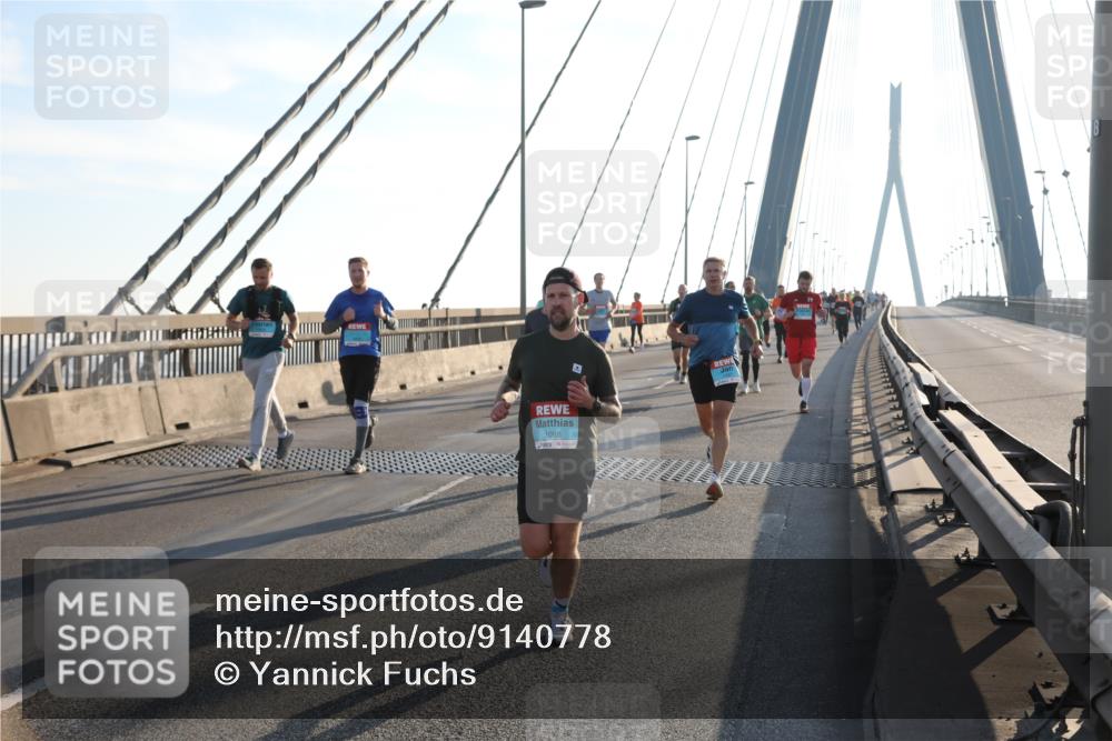 03.10.2025 - Köhlbrandbrückenlauf Yannick Fuchs http://msf.ph/oto/9140778 03.10.2025 08:25:40 Position 2 1088 meine-sportfotos.de