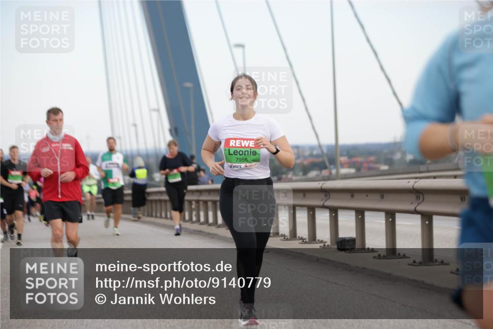 03.10.2025 - Köhlbrandbrückenlauf Jannik Wohlers http://msf.ph/oto/9140779 03.10.2025 15:33:00 Position 1 7956 meine-sportfotos.de