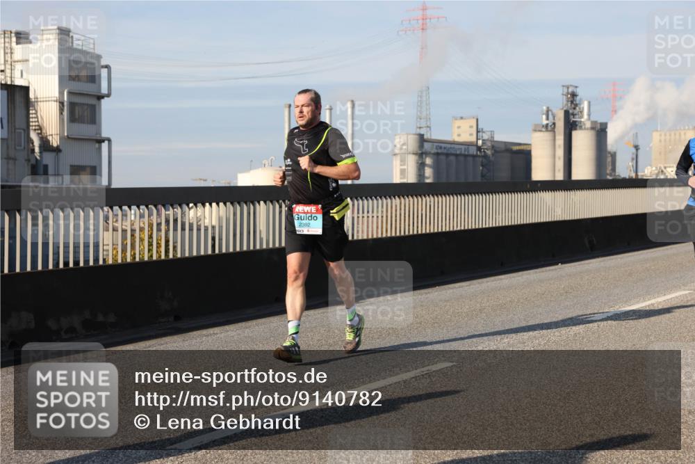 03.10.2025 - Köhlbrandbrückenlauf Lena Gebhardt http://msf.ph/oto/9140782 03.10.2025 09:58:33 Position 2 2392 meine-sportfotos.de