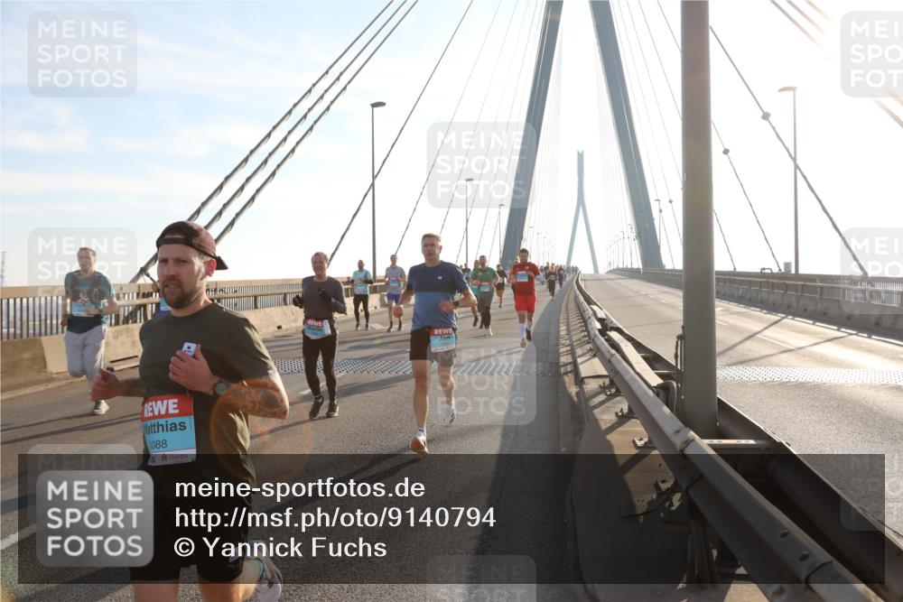 03.10.2025 - Köhlbrandbrückenlauf Yannick Fuchs http://msf.ph/oto/9140794 03.10.2025 08:25:41 Position 2 1088 meine-sportfotos.de