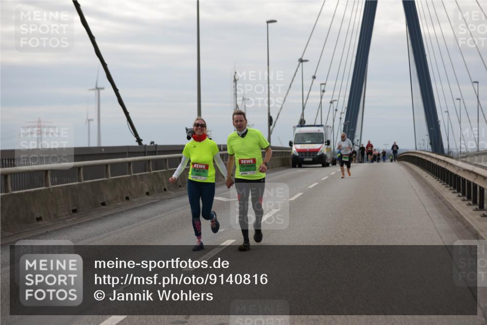 03.10.2025 - Köhlbrandbrückenlauf Jannik Wohlers http://msf.ph/oto/9140816 03.10.2025 16:12:52 Position 1  meine-sportfotos.de