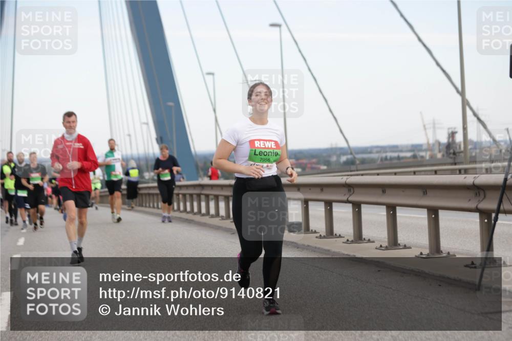 03.10.2025 - Köhlbrandbrückenlauf Jannik Wohlers http://msf.ph/oto/9140821 03.10.2025 15:33:00 Position 1 7956 meine-sportfotos.de