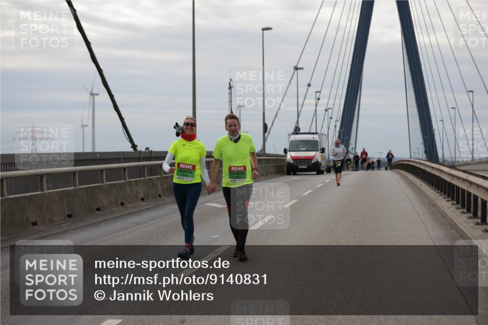 03.10.2025 - Köhlbrandbrückenlauf Jannik Wohlers http://msf.ph/oto/9140831 03.10.2025 16:12:52 Position 1  meine-sportfotos.de