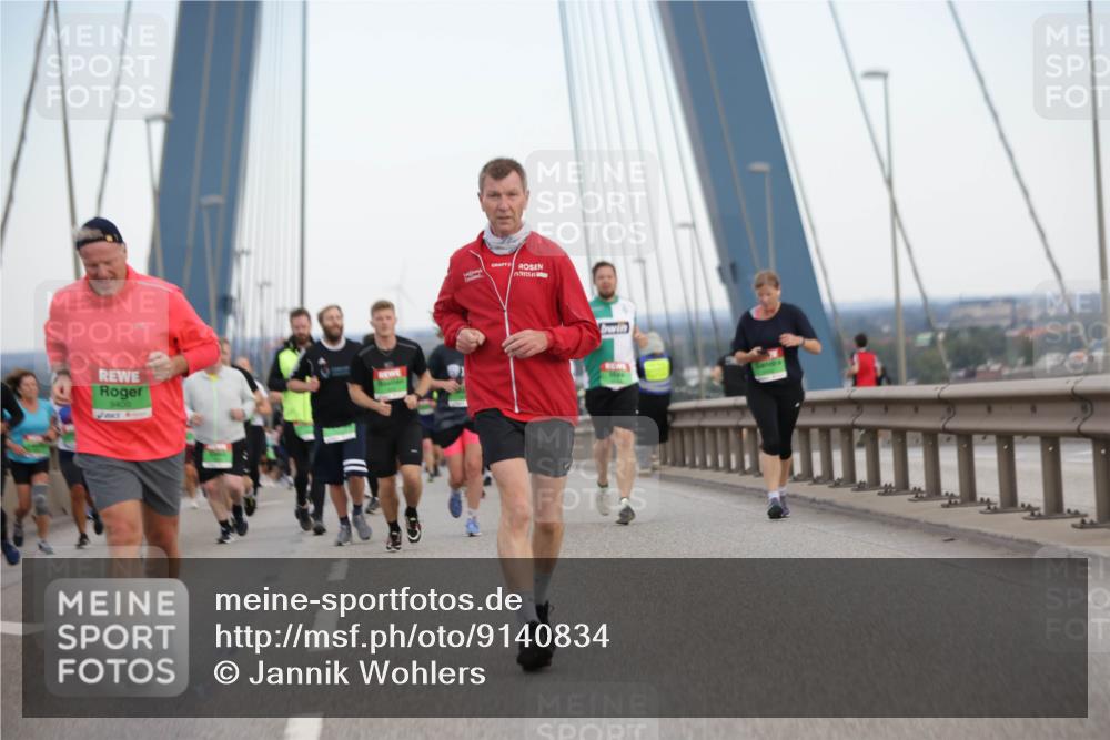 03.10.2025 - Köhlbrandbrückenlauf Jannik Wohlers http://msf.ph/oto/9140834 03.10.2025 15:33:01 Position 1 9400 meine-sportfotos.de