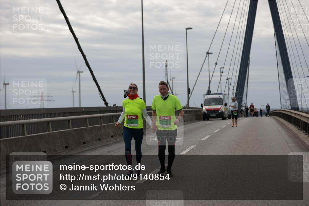 03.10.2025 - Köhlbrandbrückenlauf Jannik Wohlers http://msf.ph/oto/9140854 03.10.2025 16:12:52 Position 1  meine-sportfotos.de