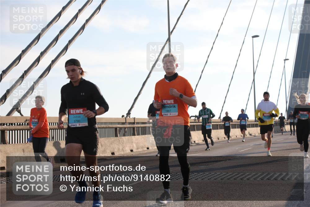 03.10.2025 - Köhlbrandbrückenlauf Yannick Fuchs http://msf.ph/oto/9140882 03.10.2025 08:25:47 Position 2 1447, 3790 meine-sportfotos.de