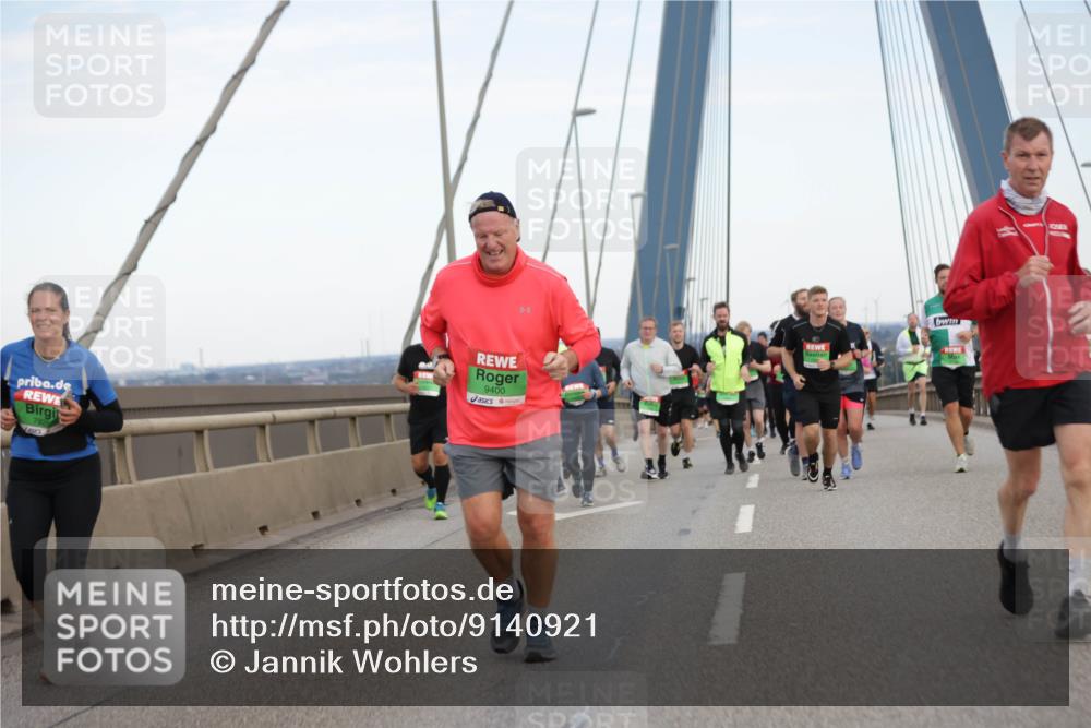 03.10.2025 - Köhlbrandbrückenlauf Jannik Wohlers http://msf.ph/oto/9140921 03.10.2025 15:33:03 Position 1 7829, 9400 meine-sportfotos.de