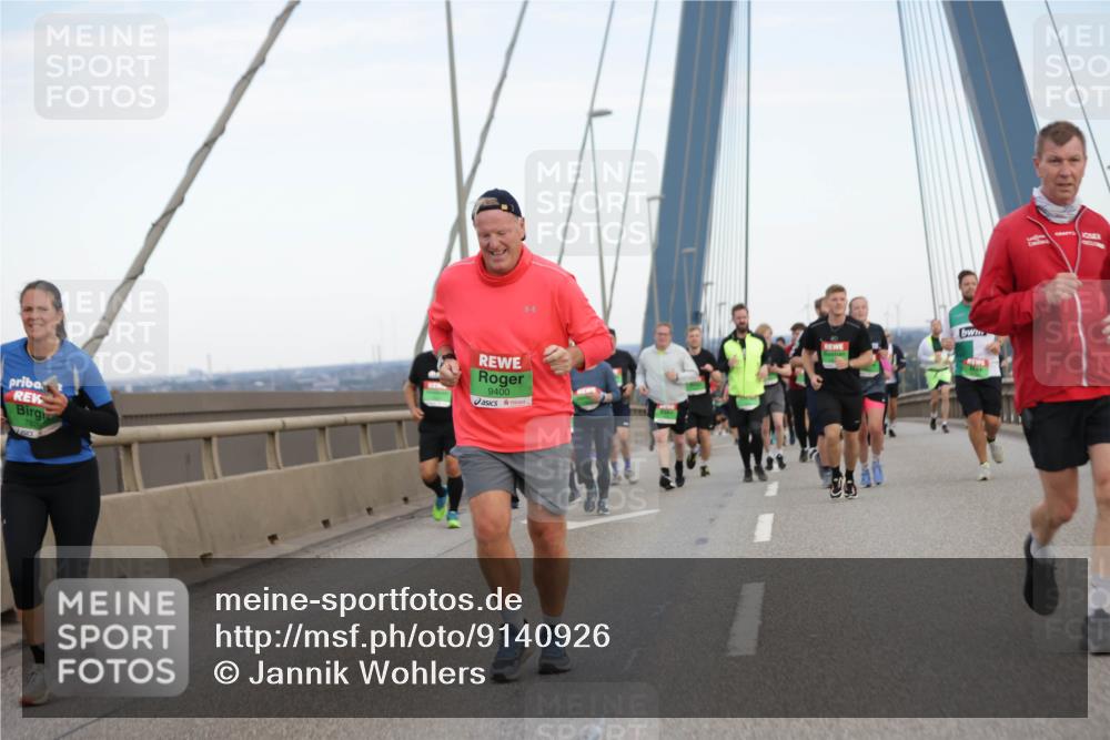 03.10.2025 - Köhlbrandbrückenlauf Jannik Wohlers http://msf.ph/oto/9140926 03.10.2025 15:33:03 Position 1 9400 meine-sportfotos.de