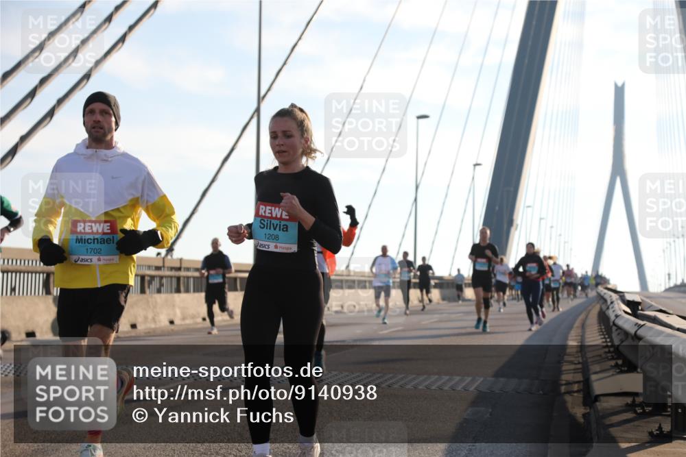 03.10.2025 - Köhlbrandbrückenlauf Yannick Fuchs http://msf.ph/oto/9140938 03.10.2025 08:25:51 Position 2 1702, 1208 meine-sportfotos.de