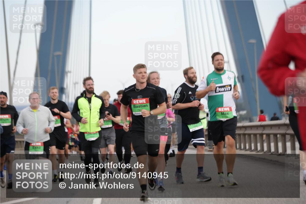 03.10.2025 - Köhlbrandbrückenlauf Jannik Wohlers http://msf.ph/oto/9140945 03.10.2025 15:33:04 Position 1 79, 7622, 9163 meine-sportfotos.de