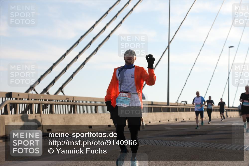 03.10.2025 - Köhlbrandbrückenlauf Yannick Fuchs http://msf.ph/oto/9140966 03.10.2025 08:25:52 Position 2 3164 meine-sportfotos.de