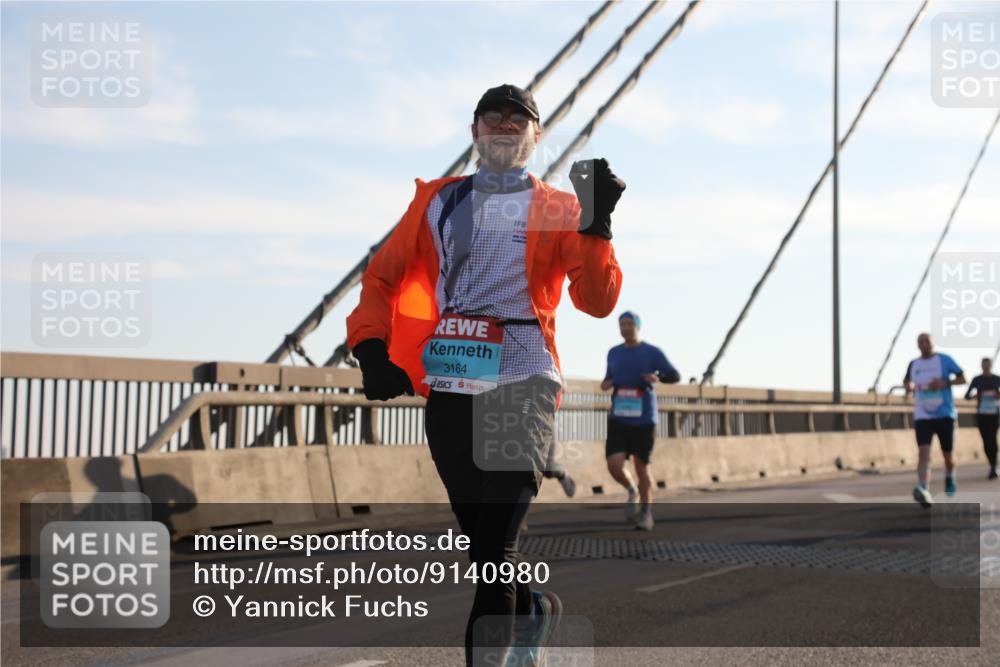 03.10.2025 - Köhlbrandbrückenlauf Yannick Fuchs http://msf.ph/oto/9140980 03.10.2025 08:25:53 Position 2 3164 meine-sportfotos.de