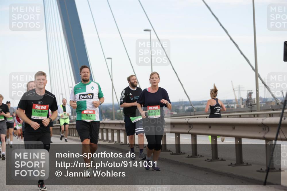 03.10.2025 - Köhlbrandbrückenlauf Jannik Wohlers http://msf.ph/oto/9141031 03.10.2025 15:33:06 Position 1 7945, 9163, 9390 meine-sportfotos.de