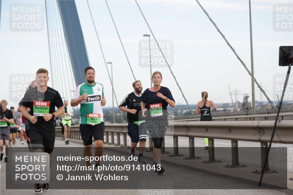 03.10.2025 - Köhlbrandbrückenlauf Jannik Wohlers http://msf.ph/oto/9141043 03.10.2025 15:33:06 Position 1 7945, 9163, 9390 meine-sportfotos.de