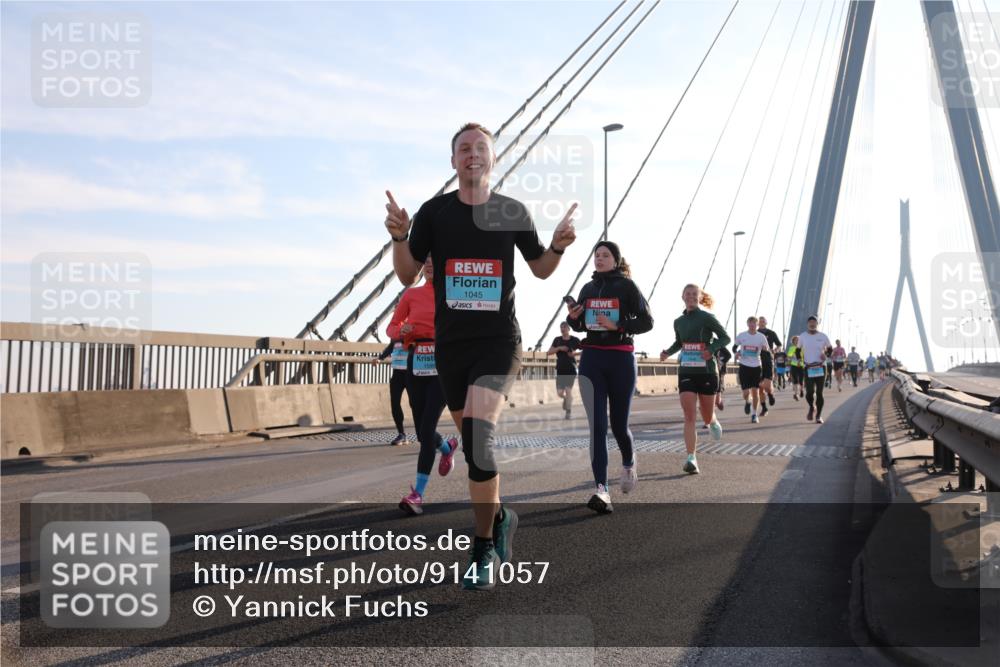 03.10.2025 - Köhlbrandbrückenlauf Yannick Fuchs http://msf.ph/oto/9141057 03.10.2025 08:25:58 Position 2 1595, 1045 meine-sportfotos.de